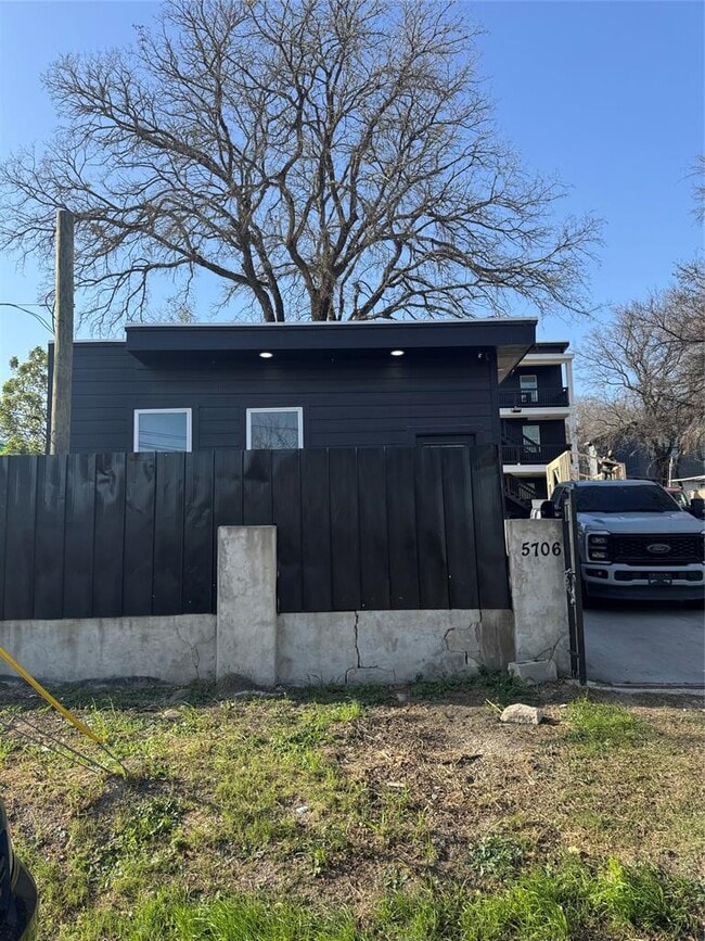 Photo - 5706 Melody Ln