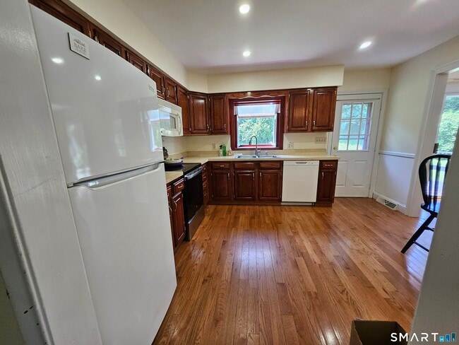 172 Country Hills Rd