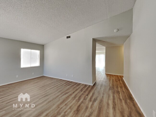 Photo - 801 Dolores Dr