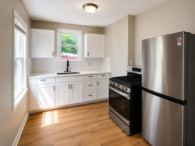Photo - 1568 Parker Dr