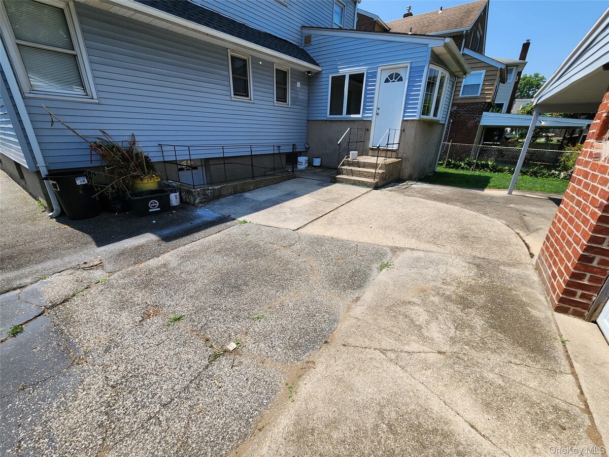 Photo - 29 Lenox Ave Unit 2