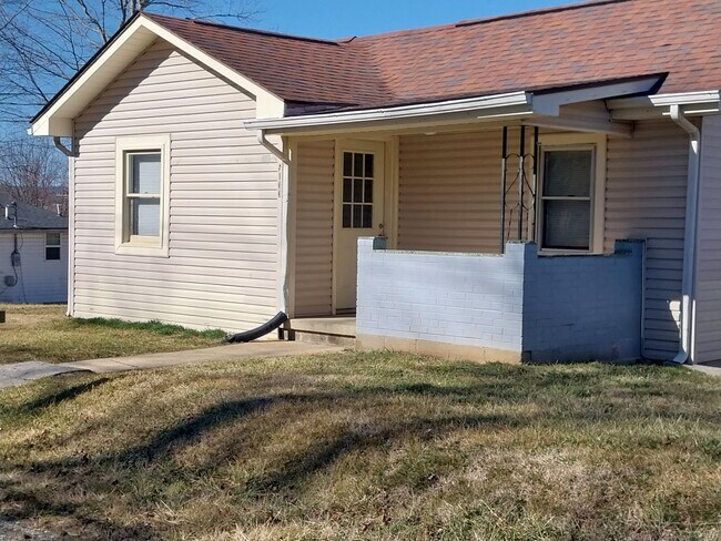 Photo - 5133 Baskerville St