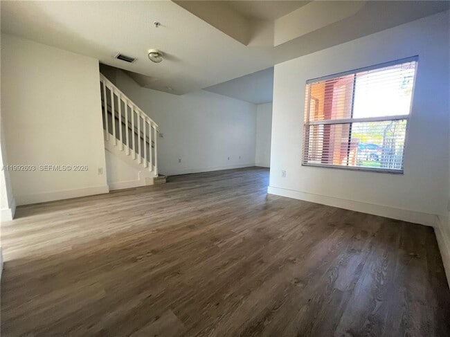 1088 SW 144th Ave