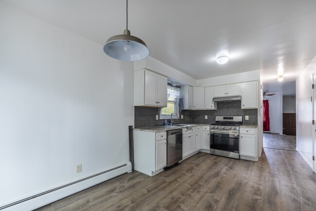 Photo - 97 Bowe Ave