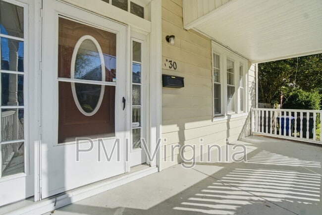 Photo - 630 W 36th St