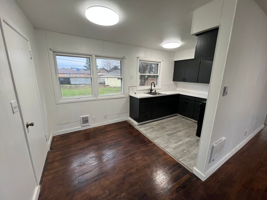 109 SE 102nd Ave