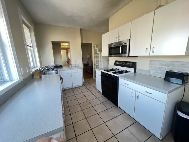 Photo - 18 Park Vale Ave