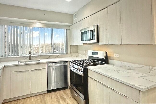 Photo - 2330 W Lunt Ave Condominio Unidad 502