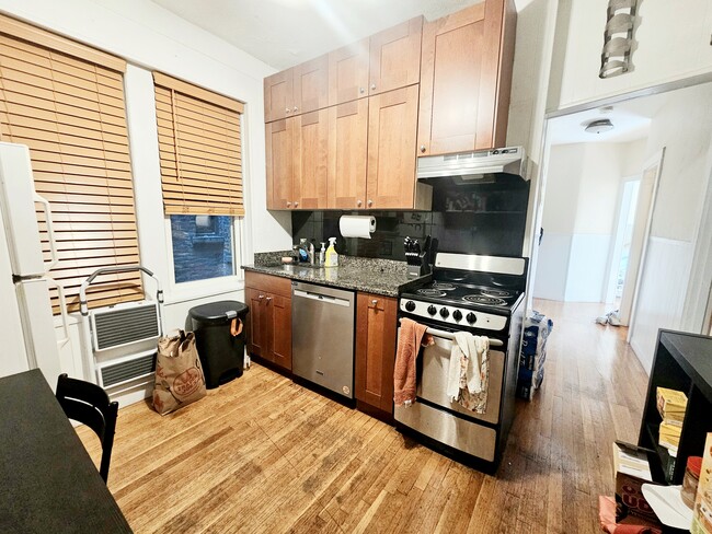 Photo - 102 Myrtle St Unit 9