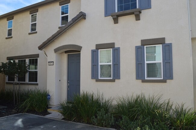 Photo - 8876 Ariston Ln