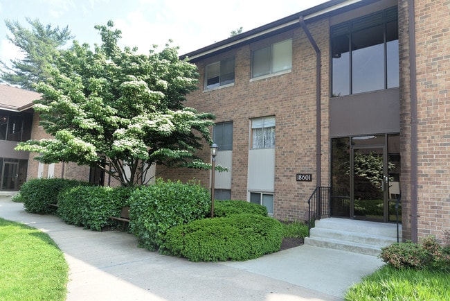 Photo - 18601 Walkers Choice Rd Unit 3