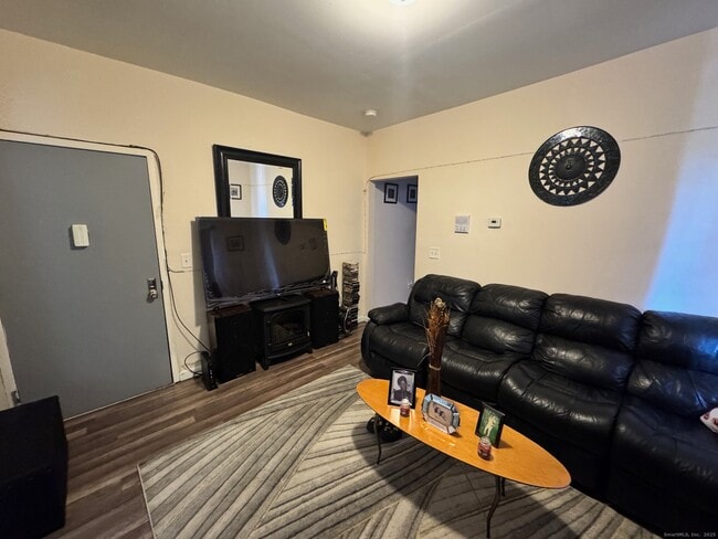 Photo - 204 Magnolia St Unit 2S