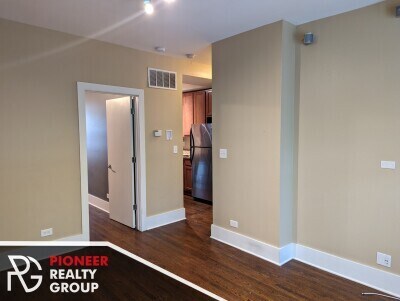 3449 N Wolcott Ave Unidad 2