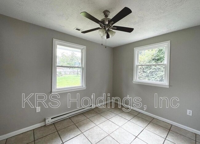 115 Orange Dr
