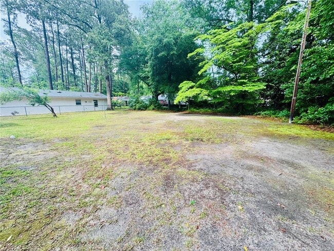 Photo - 803 Floyd St