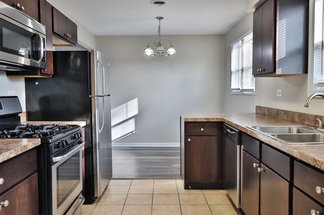 Photo - 111 E 13th St