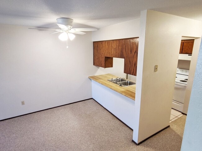 Photo - 1 Bedroom Apartment in Lonsdale Main Level Unidad RHS LONS-#7