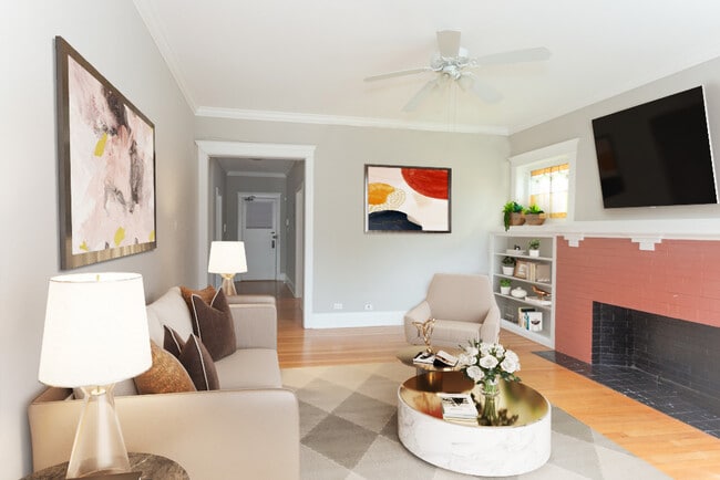Photo - BJB Evanston - 1576 Oak