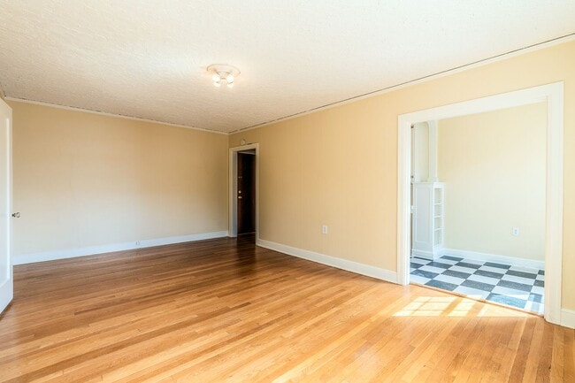 Photo - Roosevelt Apartments