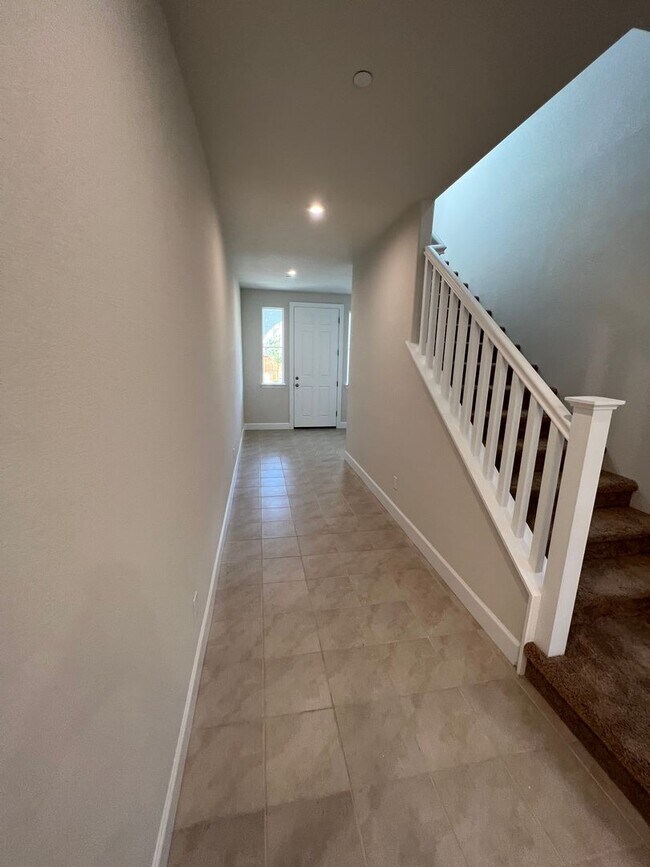 Photo - Newer 4 Bedroom Solar Home in Rocklin! Easy Access to I-80!