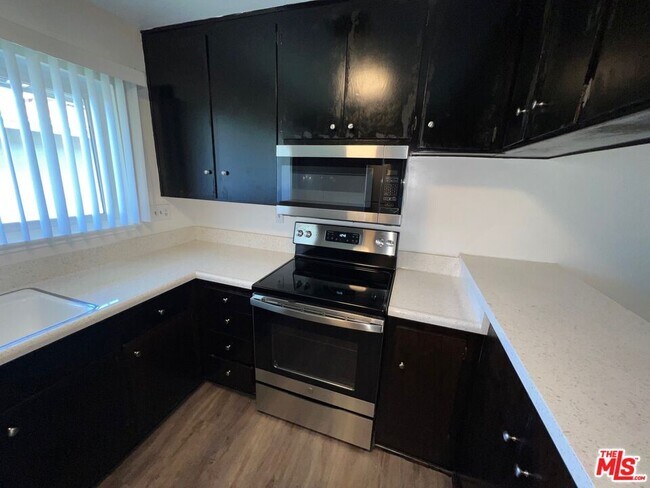 Photo - 1745 Maple Ave Unit 64