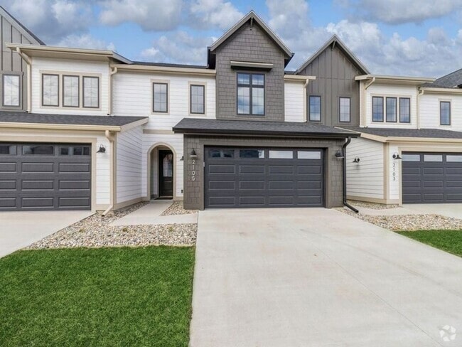 Building Photo - 2017 Lacey Dr Rental