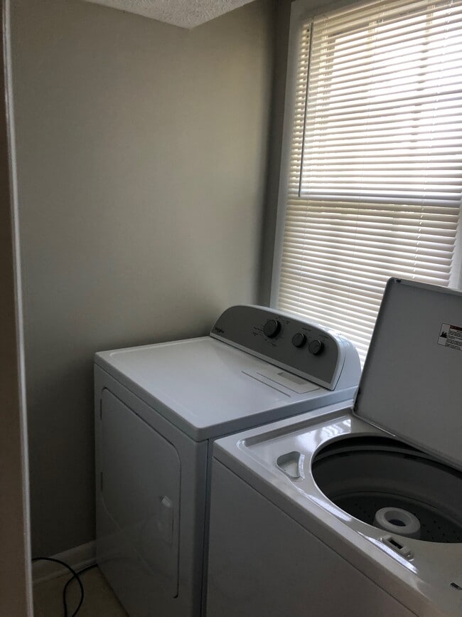 Photo - 258 Compton Rd