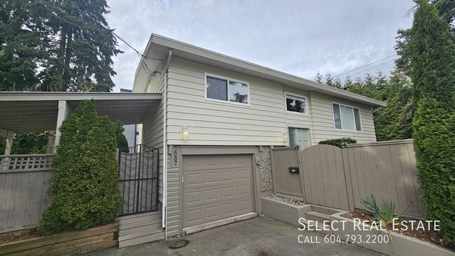 Building Photo - 1587 Stayte Rd Unit B