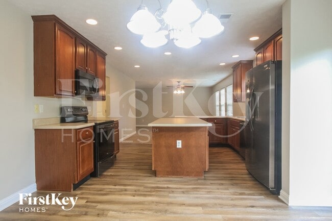 8124 Grassy Meadow Ln