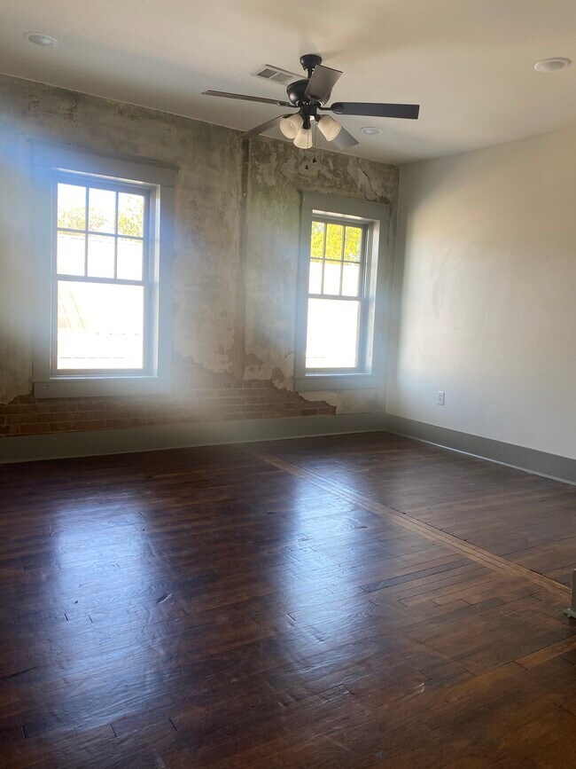 Photo - 1207 Desiard St Unit Suite 2