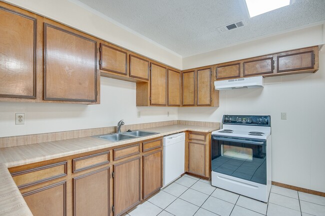 Photo - 3809 Wood Sorrel Dr