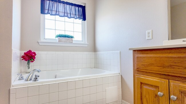 Photo - 5005 David Dr