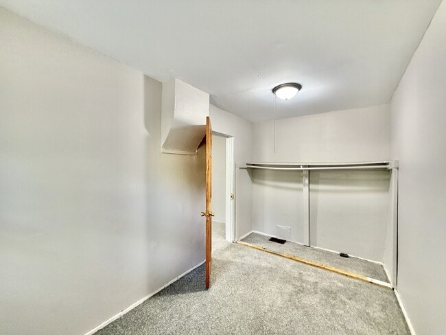 Photo - 612 S Chatham St