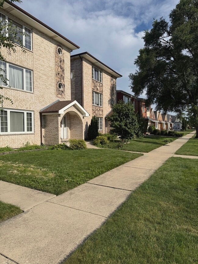Photo - 2037 N 74th Ave Unit 3