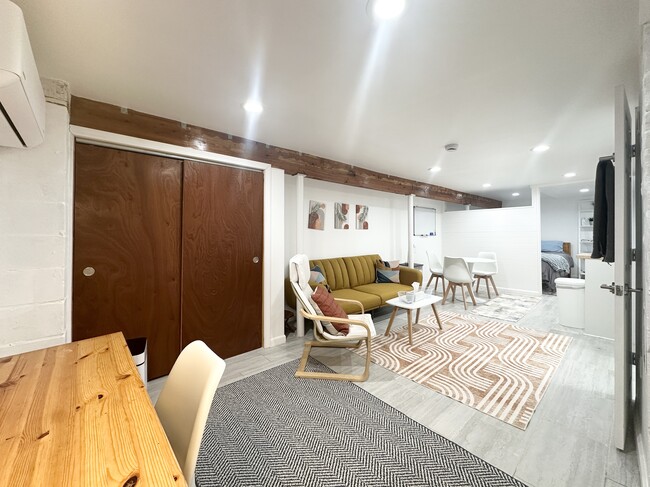 Photo - 44 Woodbine St Unit B