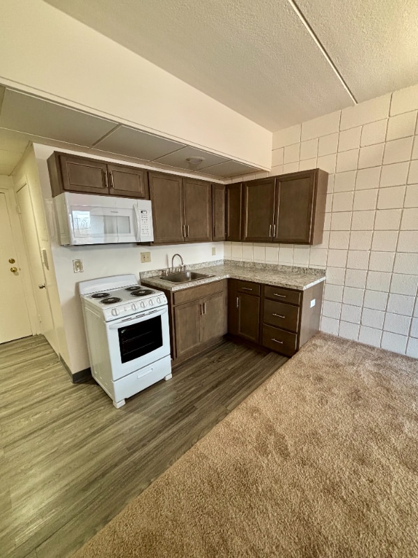 Photo - 2668 Elmwood Ave Unidad 342