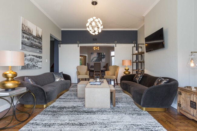 Photo - 574 Castro St