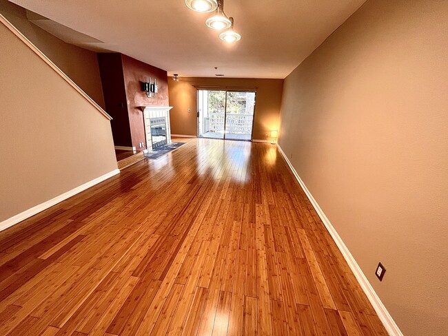 Photo - 2625 Oak Rd Unit c