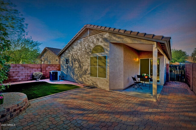 Photo - 15703 N 33rd Pl