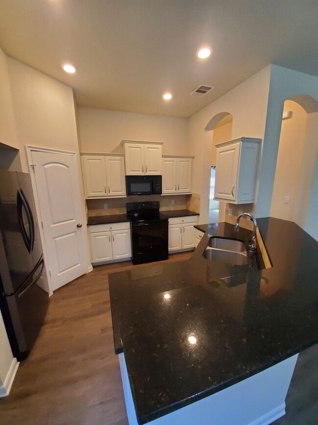 Photo - 3/2 Home with Open Floor Plan in Bryan