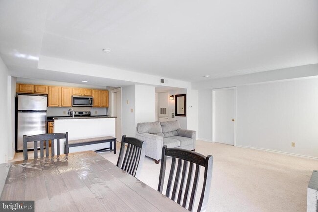 Photo - 12154 Penderview Terrace Unit 1231