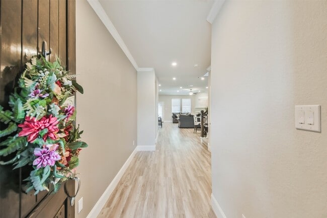 Photo - 22095 Volante Dr