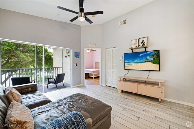 Building Photo - 4104 Bellasol Cir Unit 1321 Rental