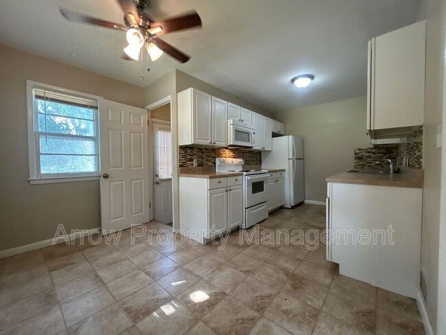 Photo - 5801 Lafayette Ave