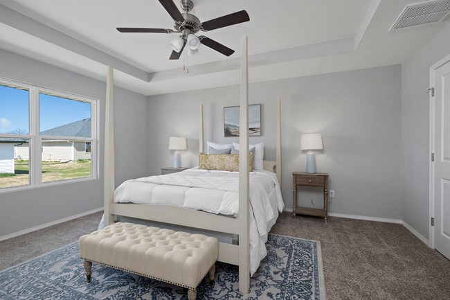 Photo - Large 3 bedroom rental with a fenced in yard in Republic!