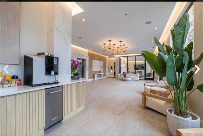 Photo - 1722-1744 Springfield Ave