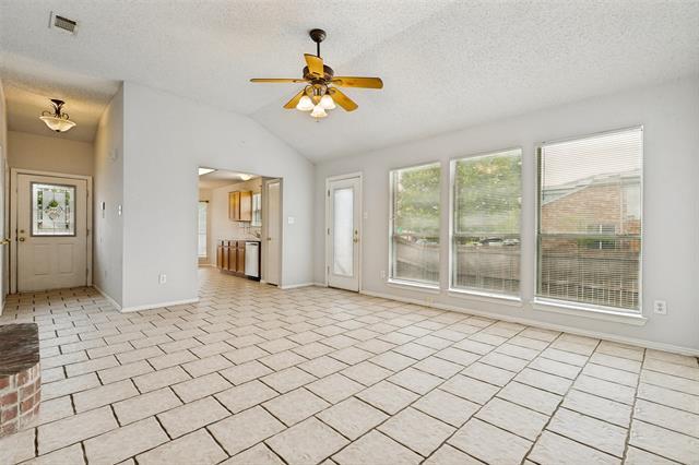 Photo - 1043 Palomino Dr