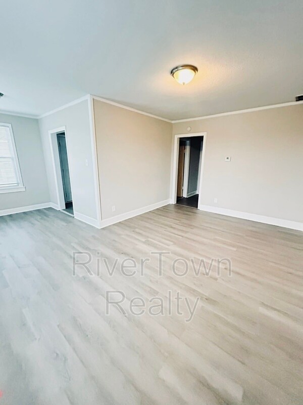 Photo - 3175 Jackson Ave