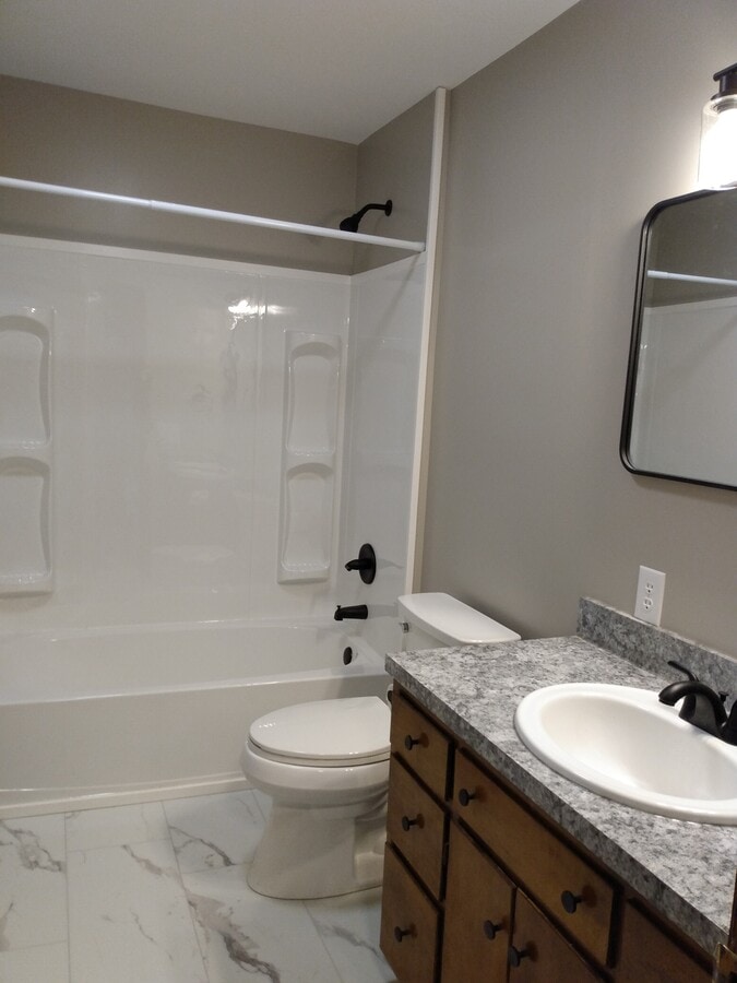 Photo - 578 Nelson St