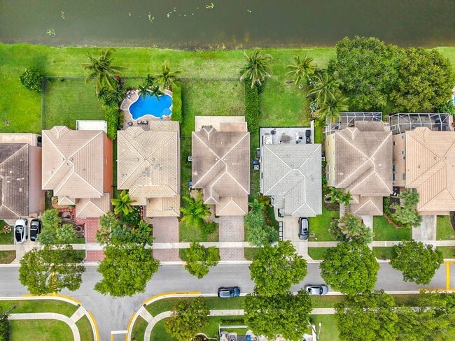 Photo - Beautiful Home for Rent in Royal Palm Beach!